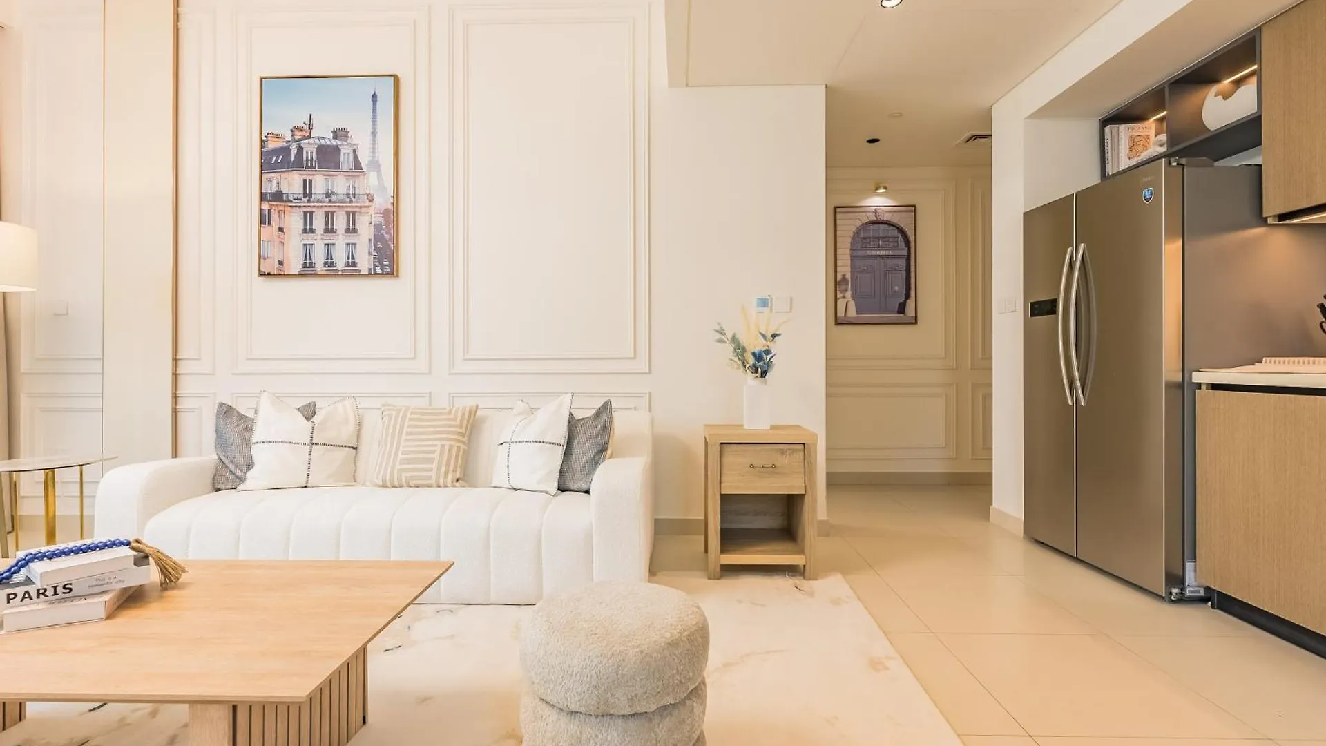 The 'Paris' Condo - Stylish 2Bd With Burj View Dubai Apartment