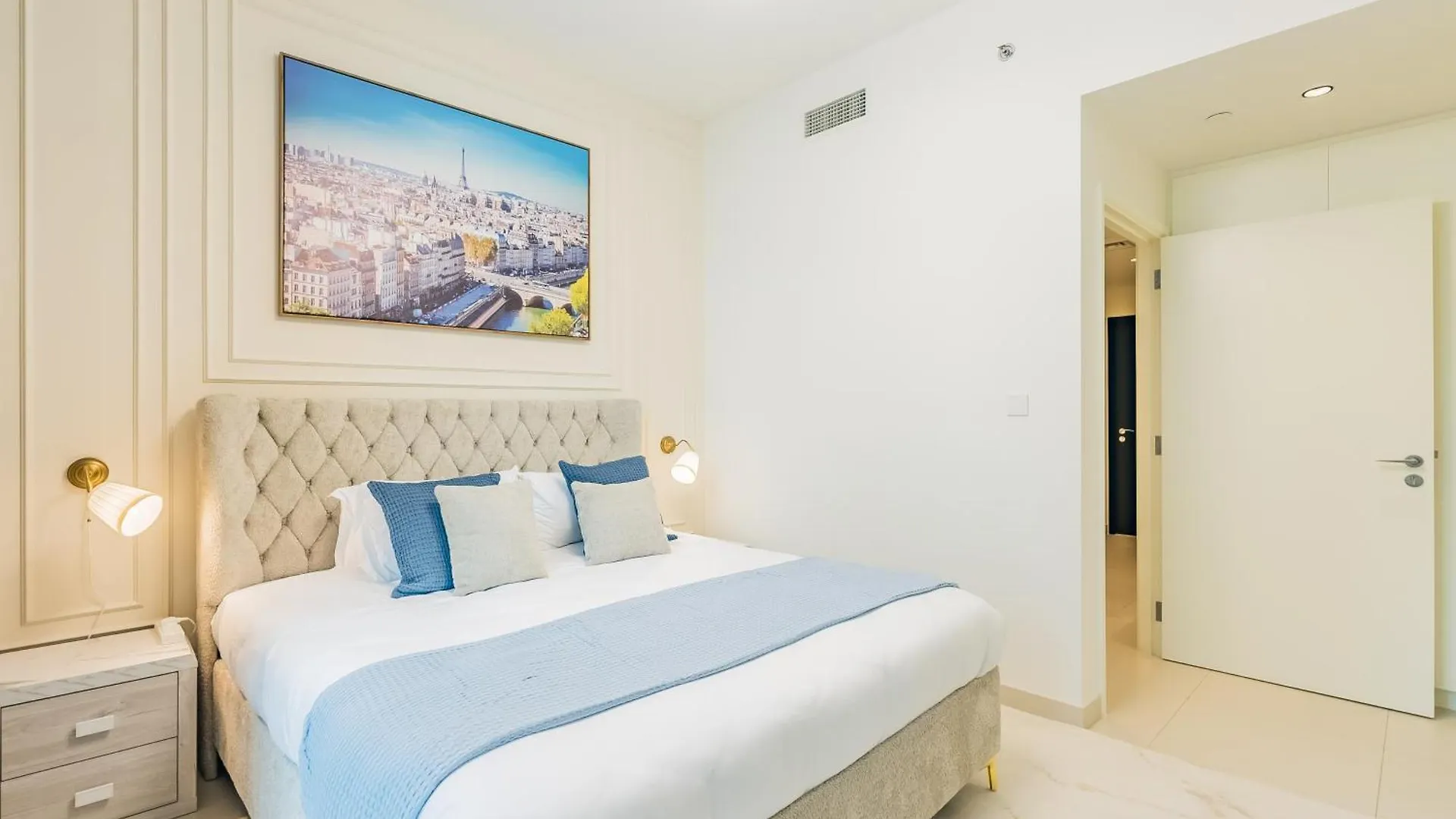 Apartment The 'Paris' Condo - Stylish 2Bd With Burj View Dubai
