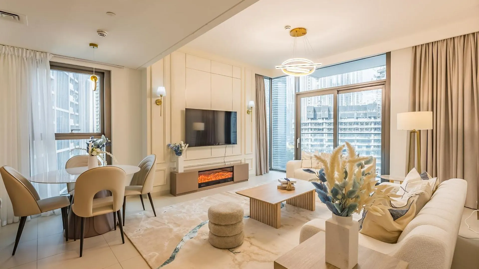 Apartment The 'Paris' Condo - Stylish 2Bd With Burj View Dubai